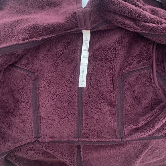 Jacket - Picture 9 of 9